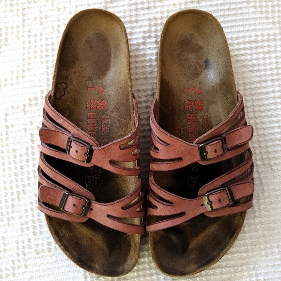 vsco girl flip flops